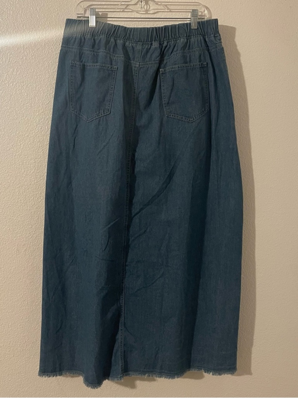 Chartou Women’s XXL A Line Maxi Skirt Denim Raw Hem Stretchy Waist and Pockets - Picture 9 of 9